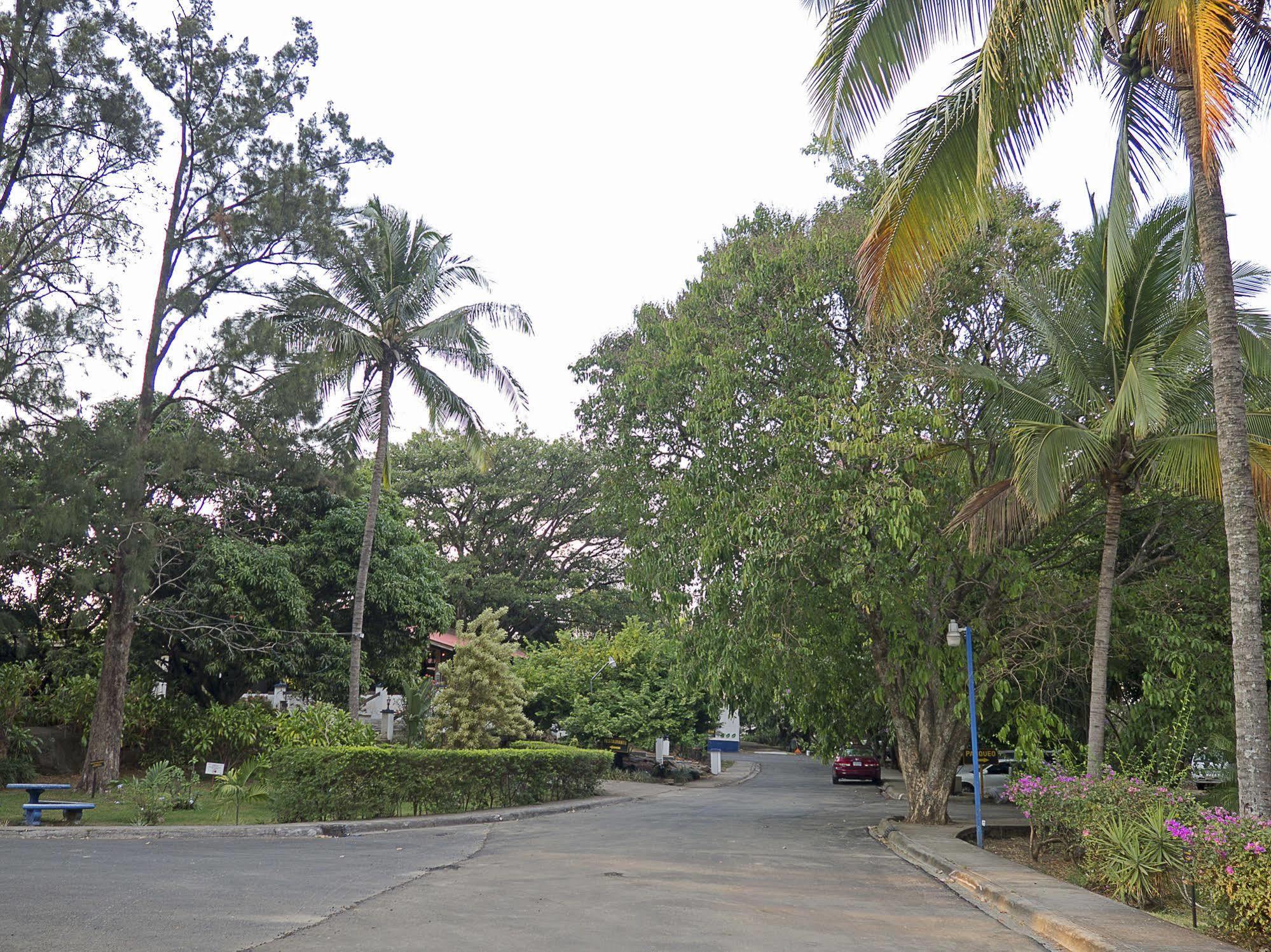 Hotel Aeropuerto Las Ciruelas (Alajuela)